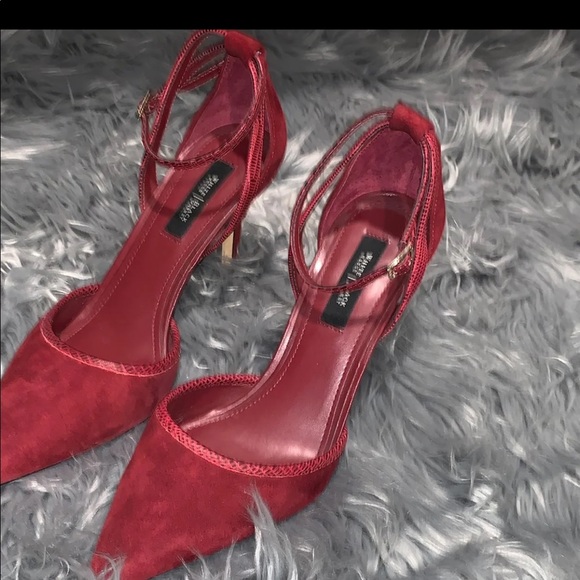 White House Black Market pointed Toe stilettos - Picture 2 of 4